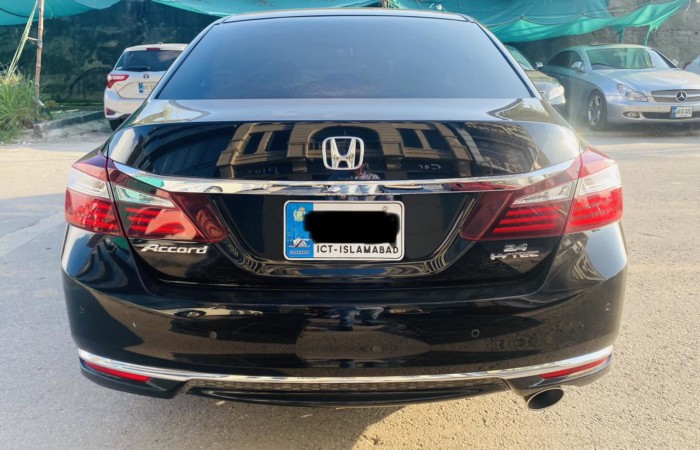 Honda Accord 2.4 i-vtec 2017