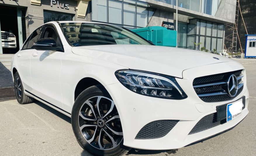 Mercedes C-180 Avantgarde 2020