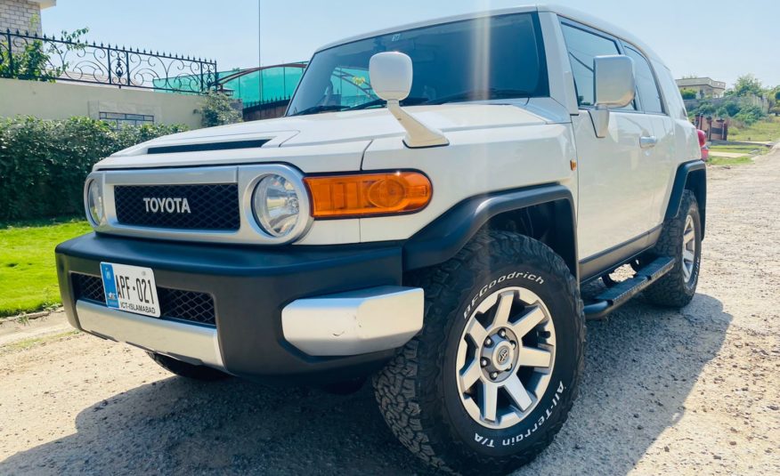 Toyota FJ Cruiser 2016 SOLD