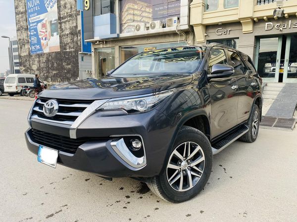 Toyota Fortuner Sigma SOLD