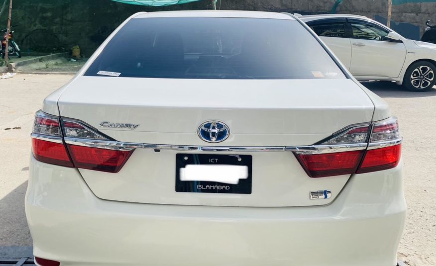 TOYOTA CAMRY G HYBRID SOLD