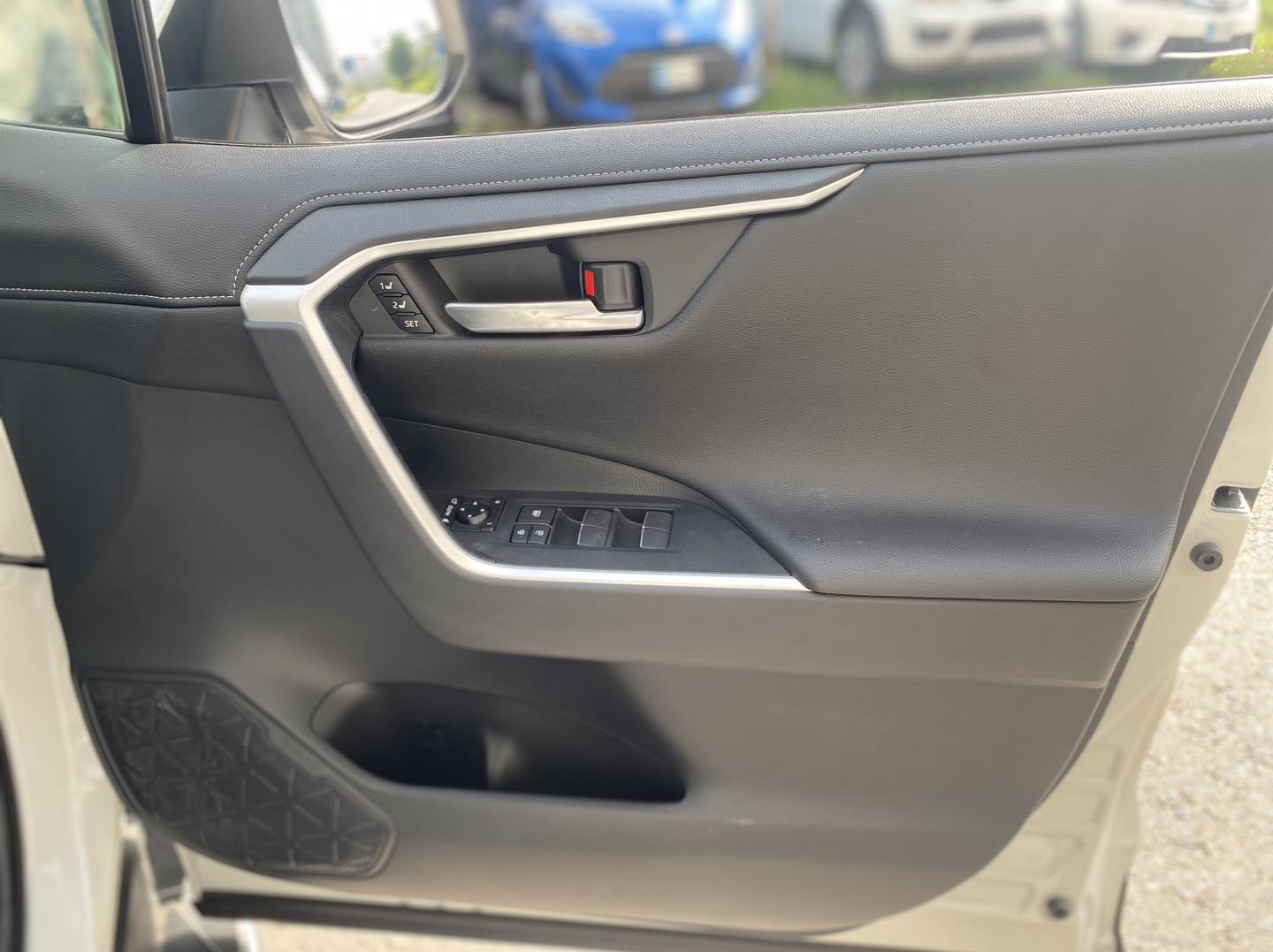 TOYOTA RAV 4 HYBRID G4WD 2019