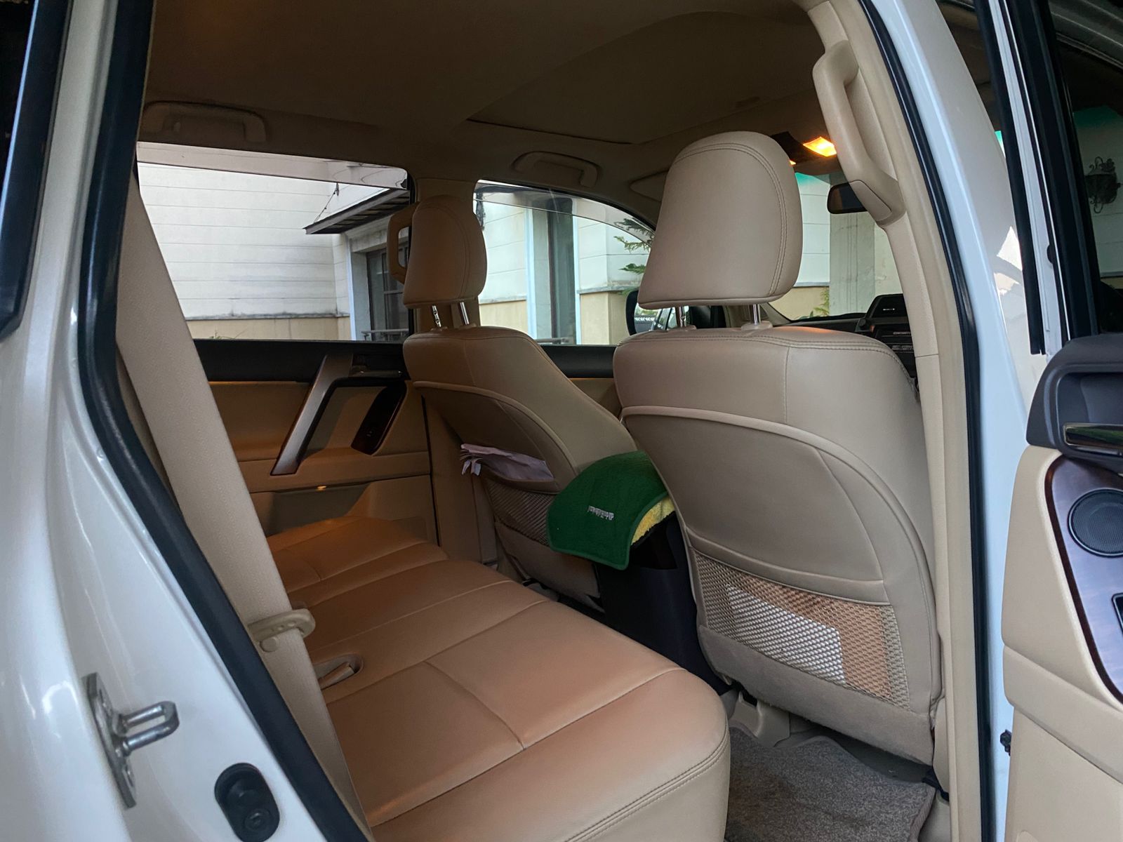 TOYOTA LAND CRUISER PRADO TZG 2015