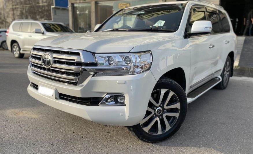 TOYOTA LAND CRUISER ZX,2016