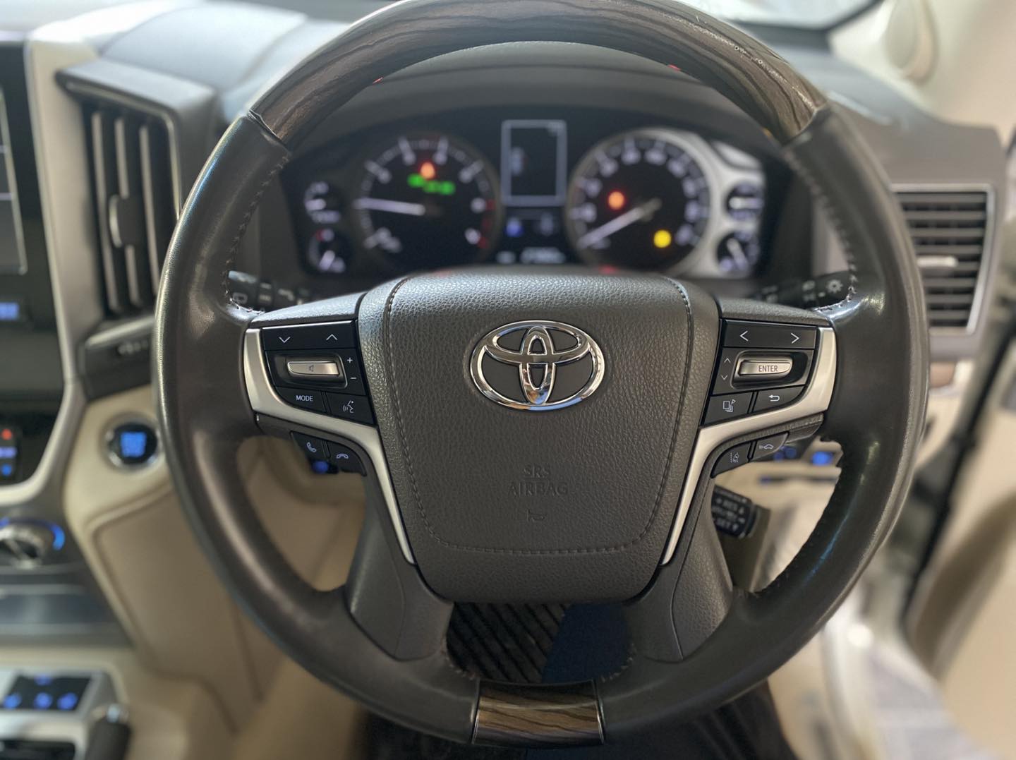 Toyota Land Cruiser ZX 2020