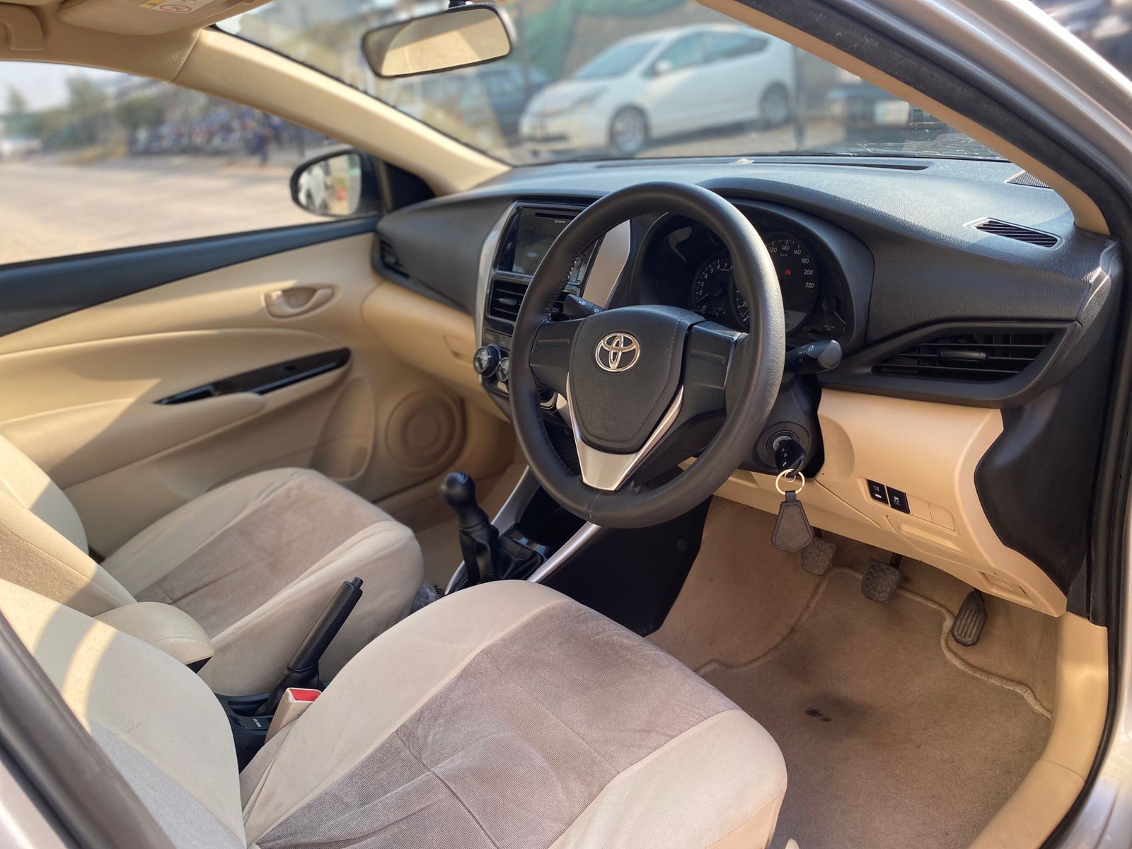 Toyota Yaris GLI 2023