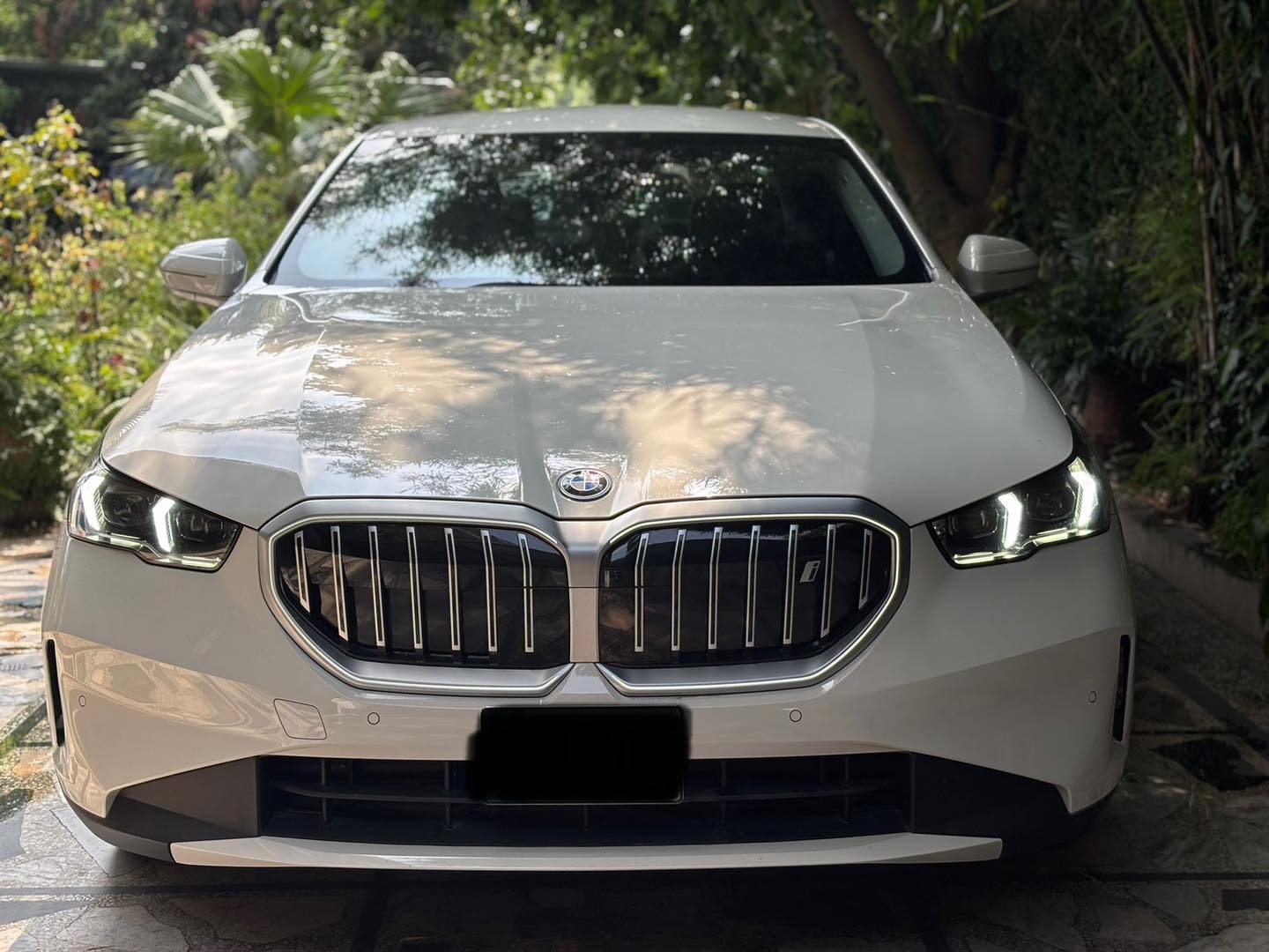 BMW Model: I5 E drive 40