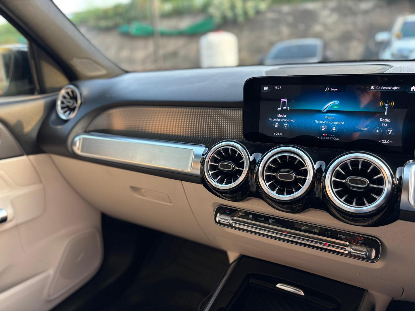 Mercedes GLB-200 Progressive Package