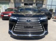 Lexus LX-600