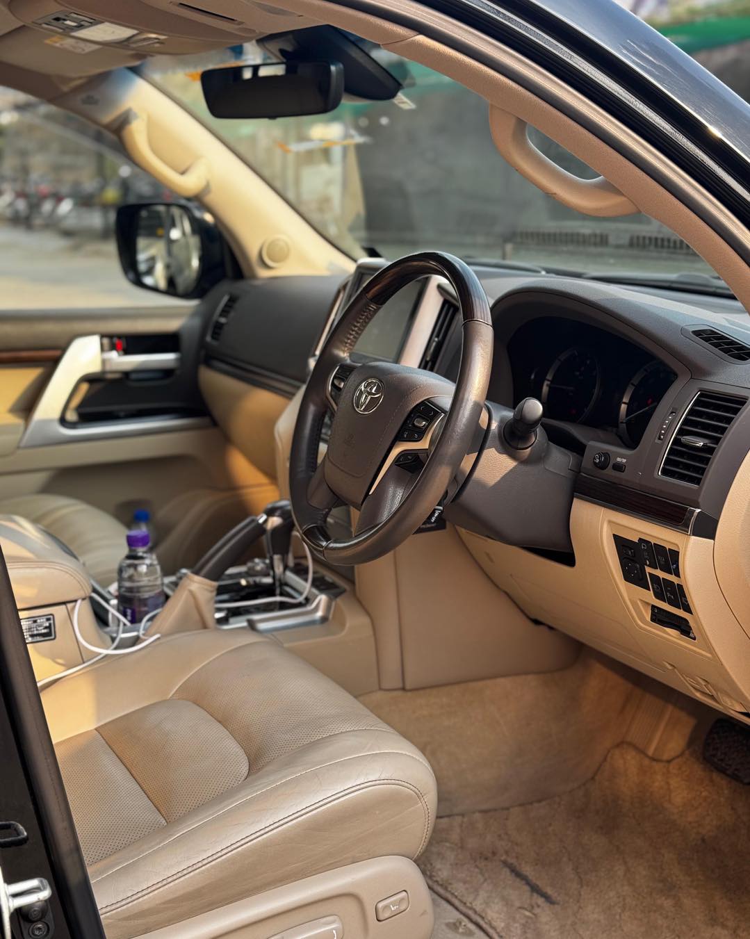 Toyota Land Cruiser ZX