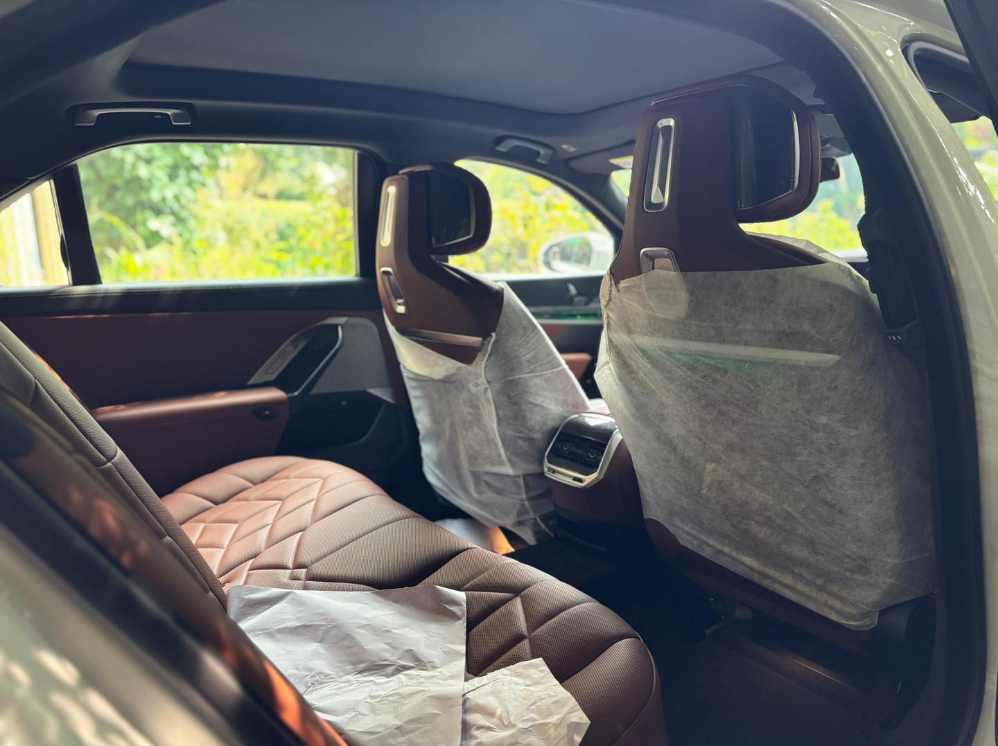 BMW I7 X drive60 (Deewan Import)