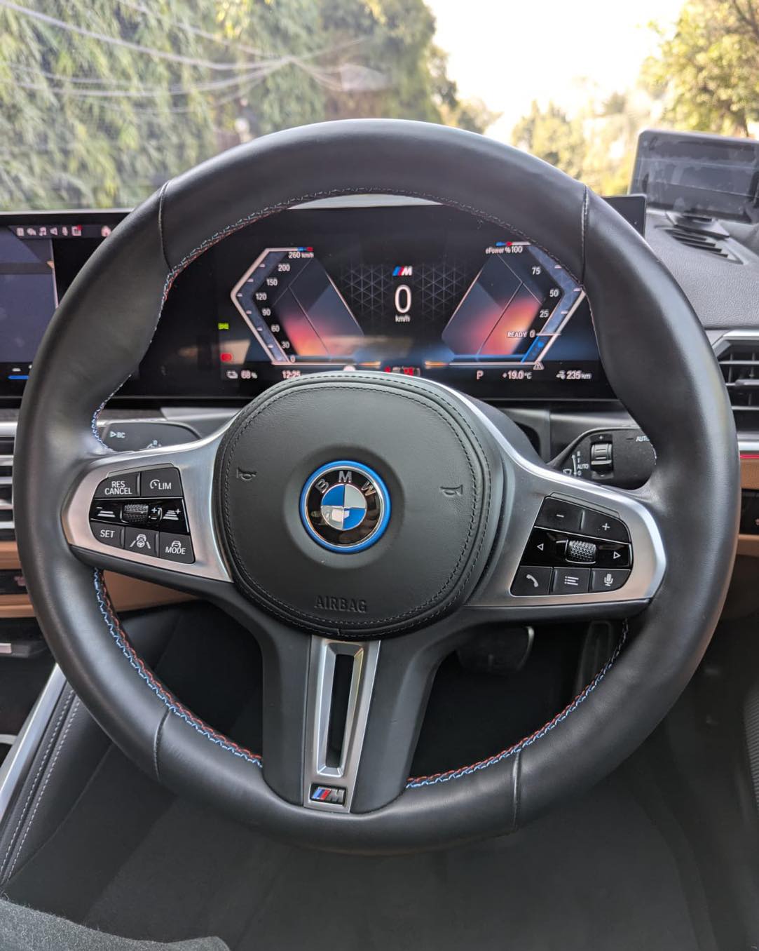 BMW I4 M50
