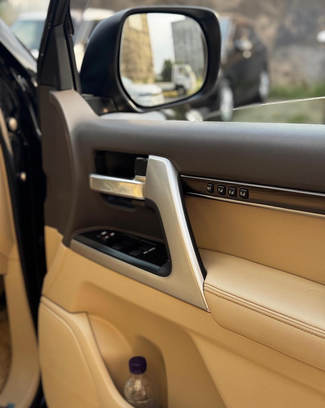 Toyota Land Cruiser ZX