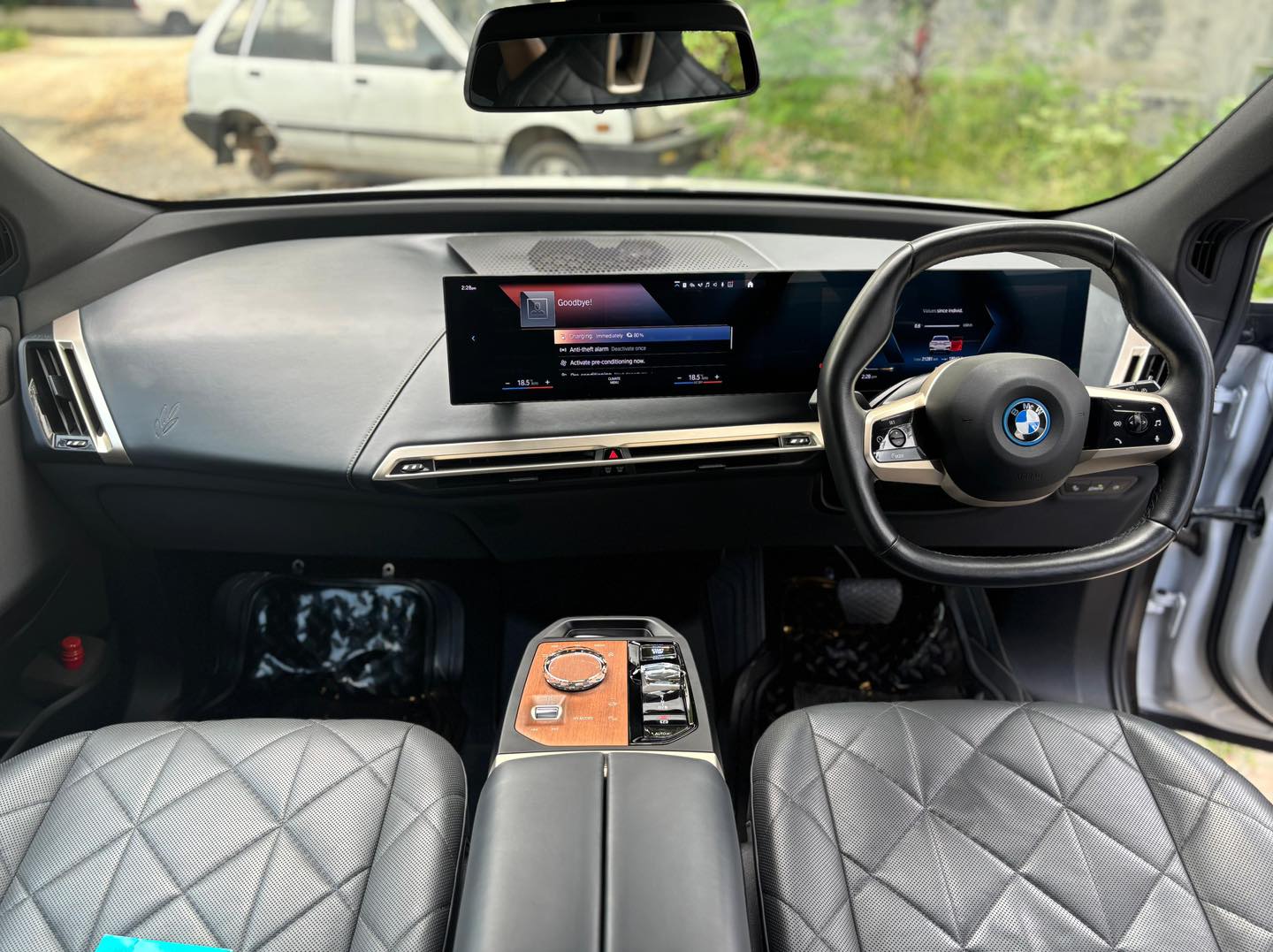 BMW IX X drive 40
