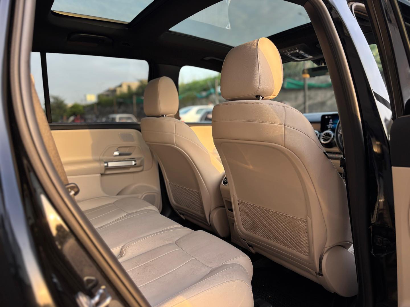 Mercedes GLB-200 Progressive Package