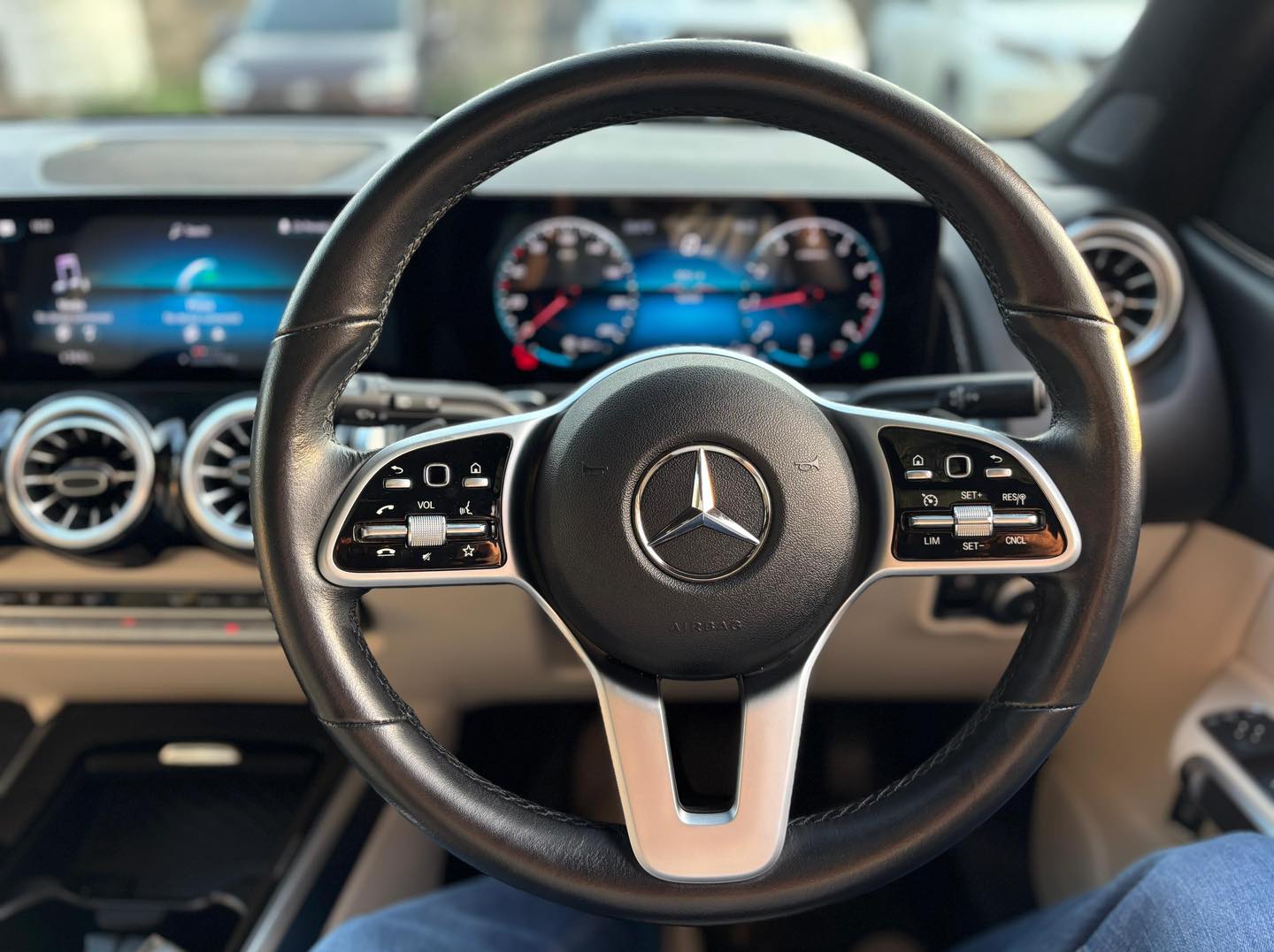 Mercedes GLB-200 Progressive Package