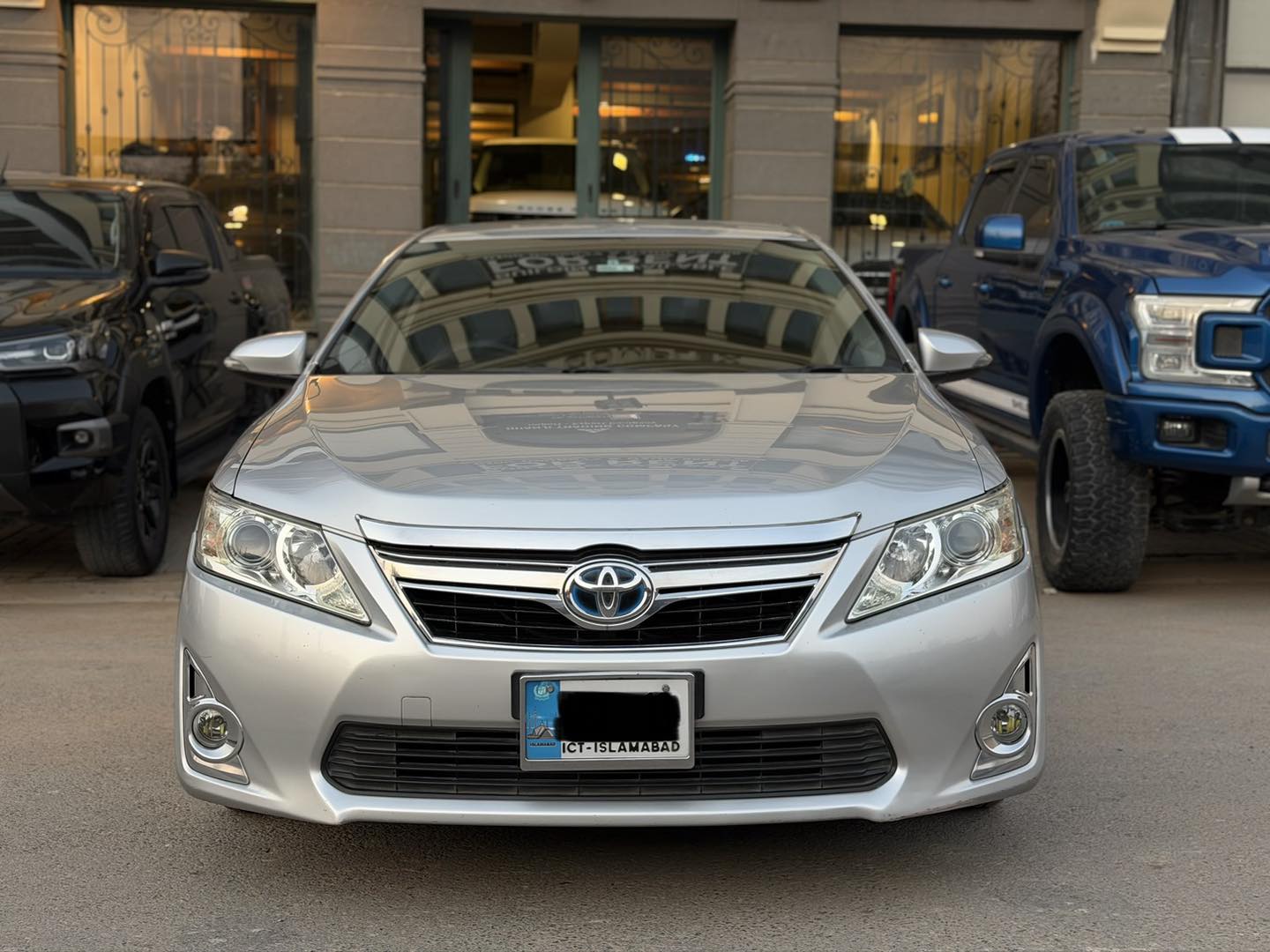 Toyota Camry Hybrid
