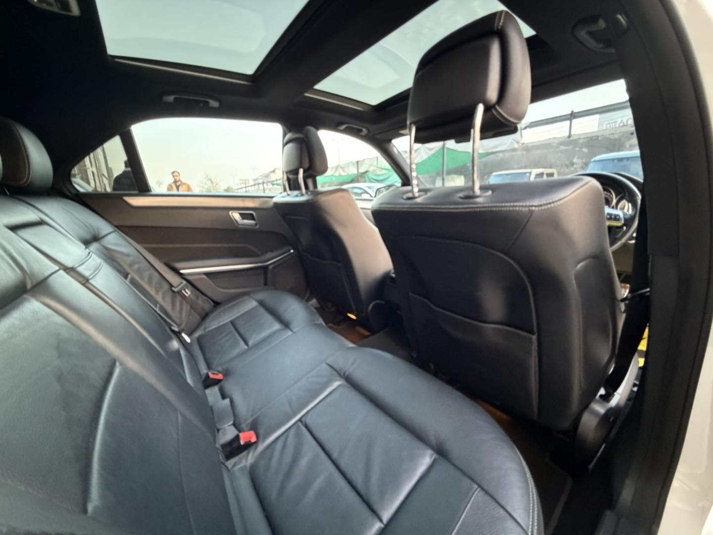 Mercedes E-300 AMG Blue Tech Hybrid