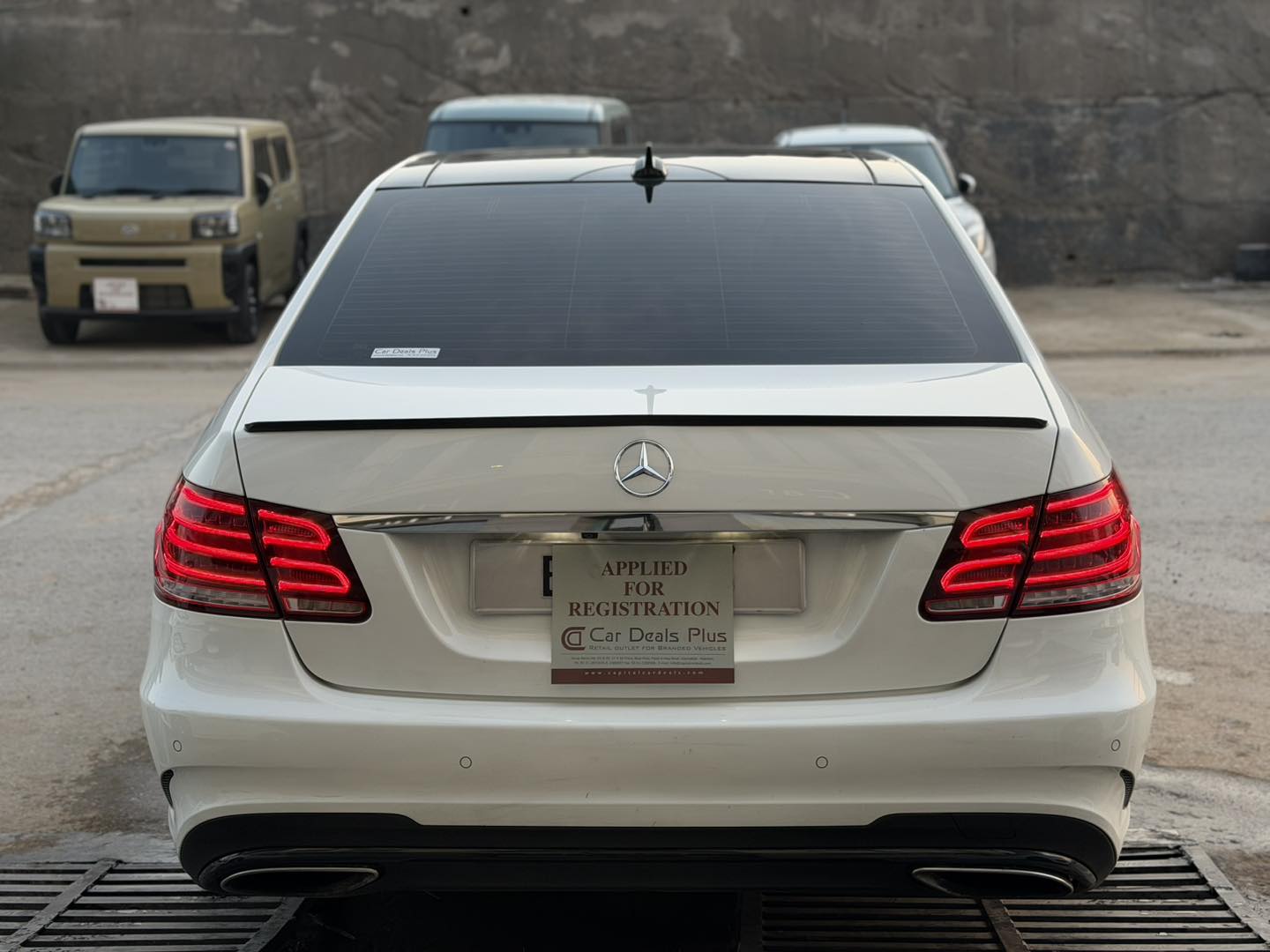 Mercedes E-300 AMG Blue Tech Hybrid