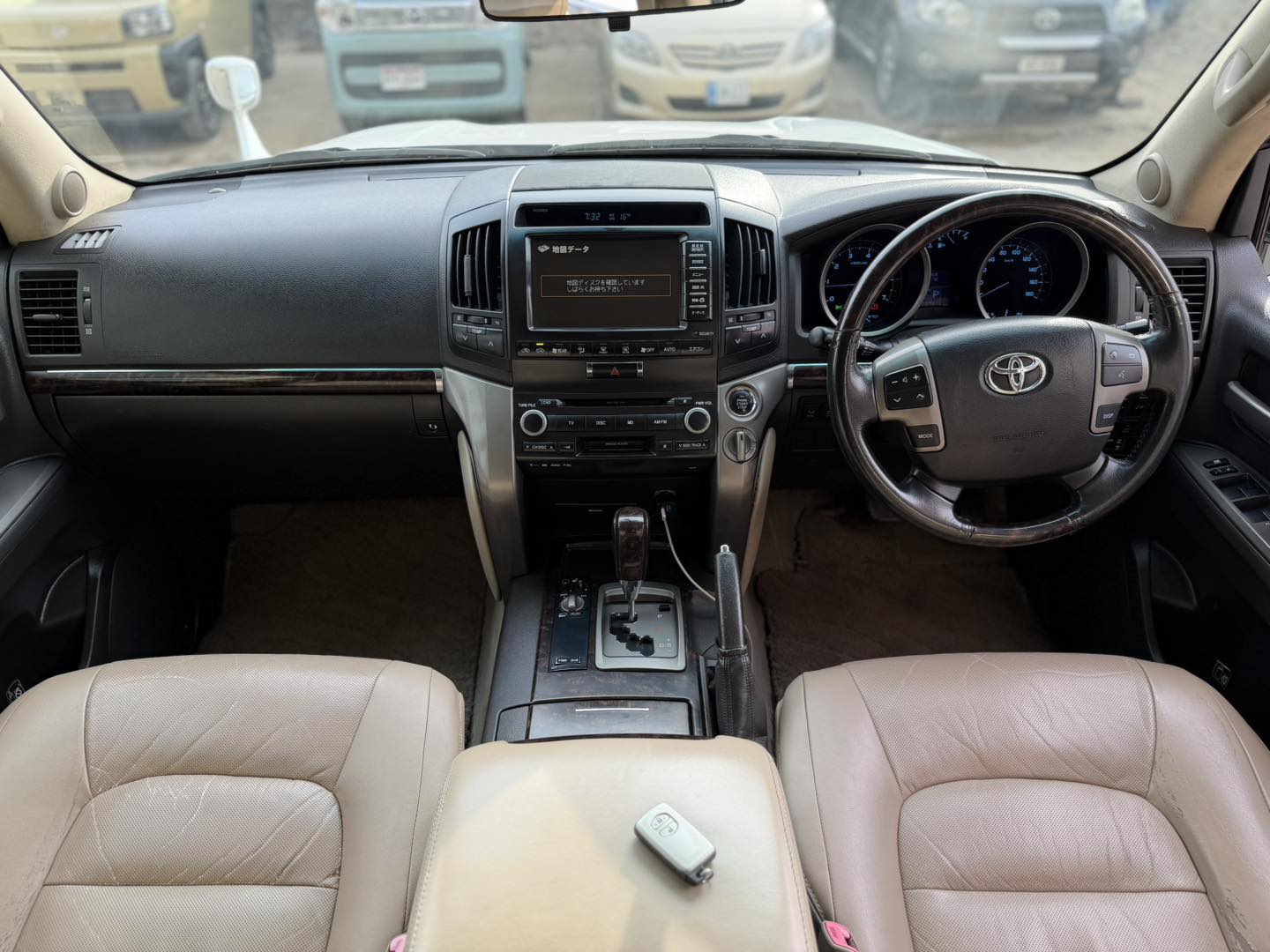 Toyota Land Cruiser AX-G