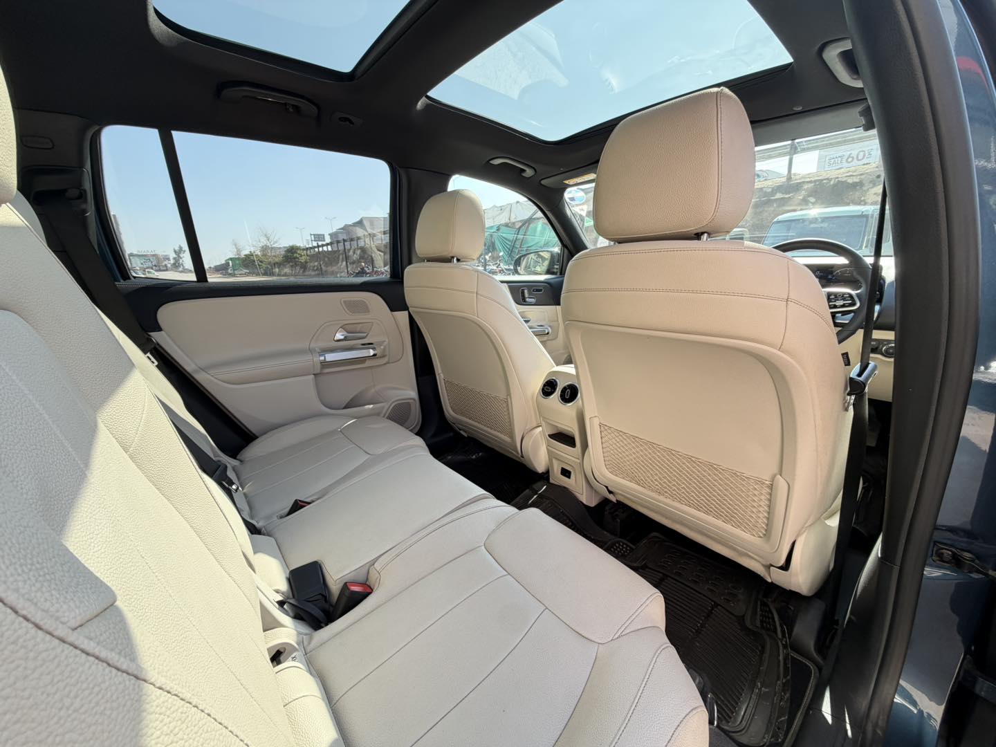 Mercedes GLB-200 Progressive Package