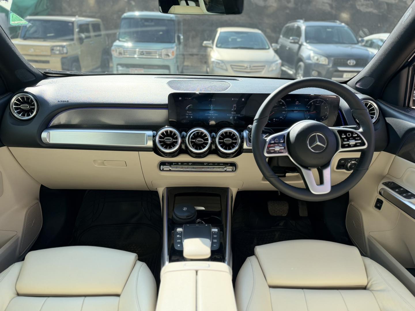 Mercedes GLB-200 Progressive Package