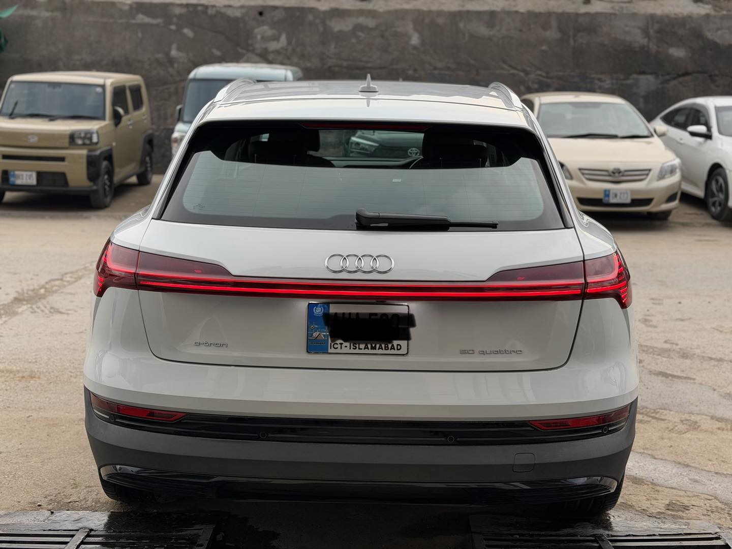 Audi E-Tron 50 Quattro