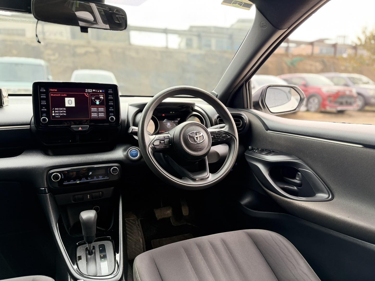 Toyota Yaris G-LED (Hybrid)