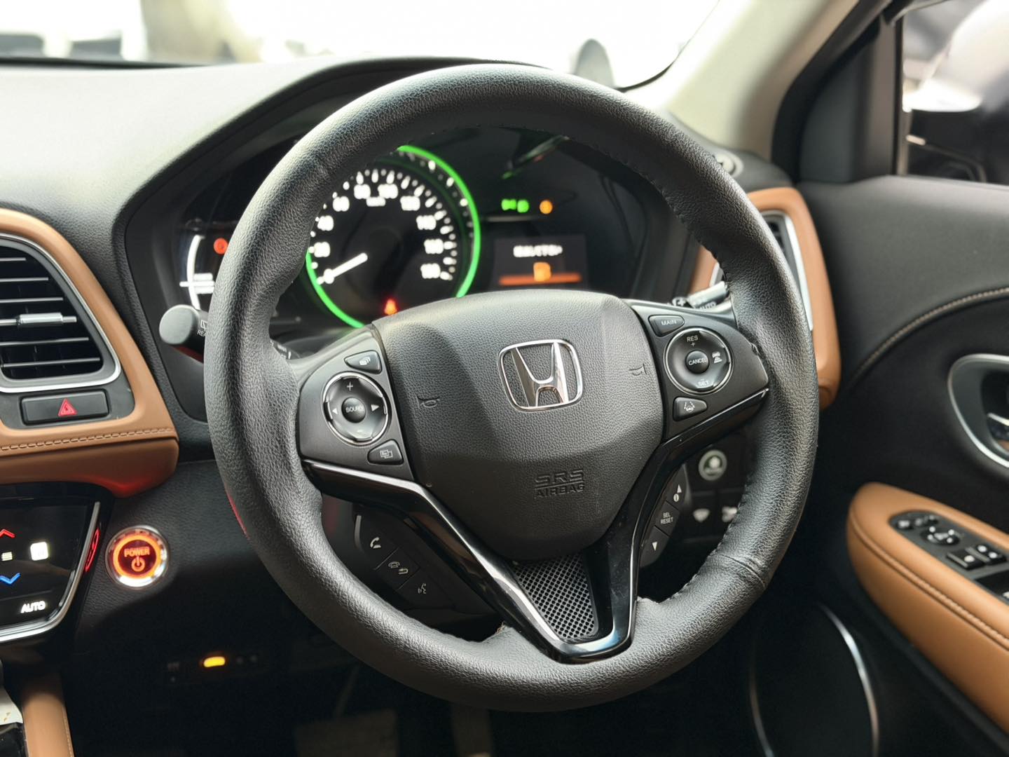 Honda Vezel Z sensing