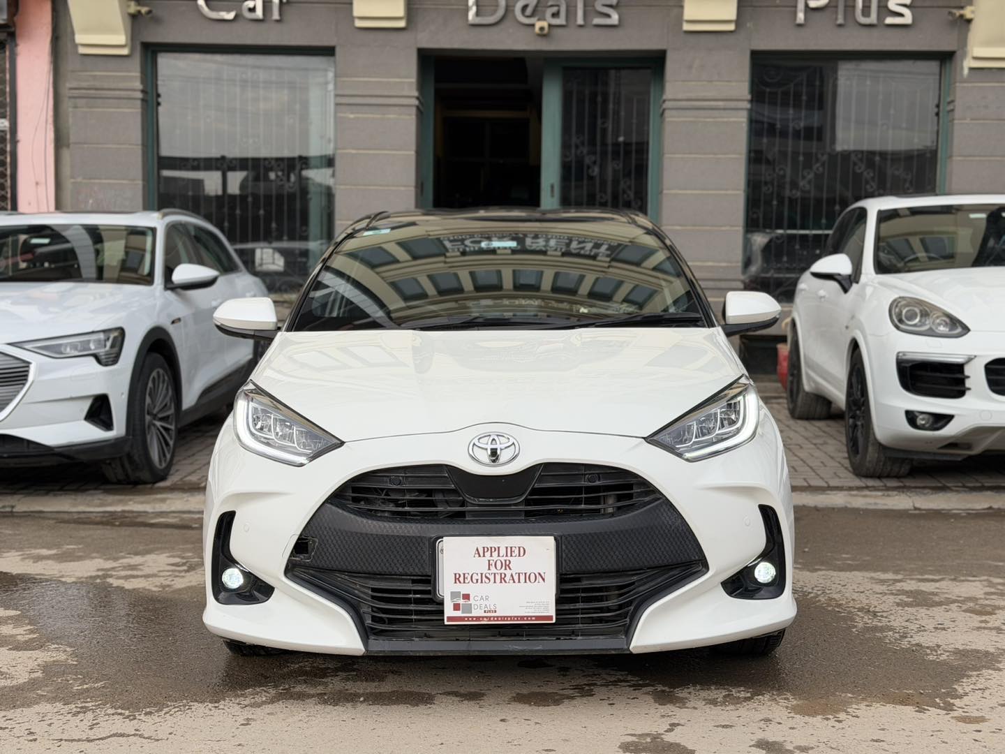 Toyota Yaris G-LED (Hybrid)