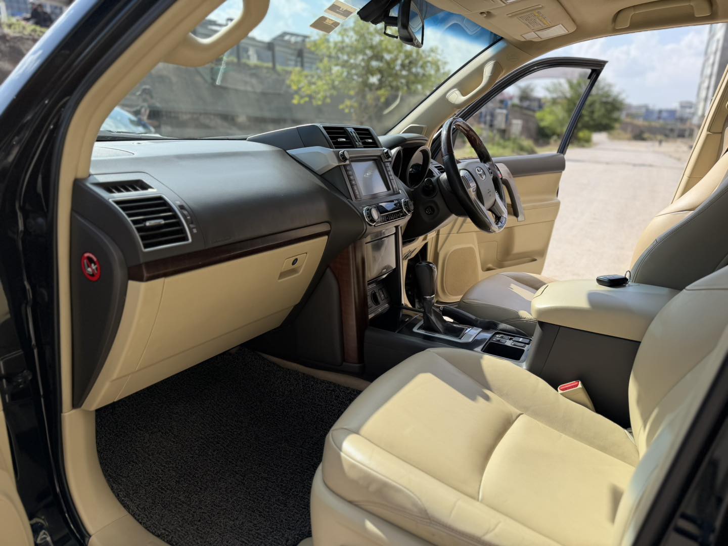 Toyota Land Cruiser Prado TZG