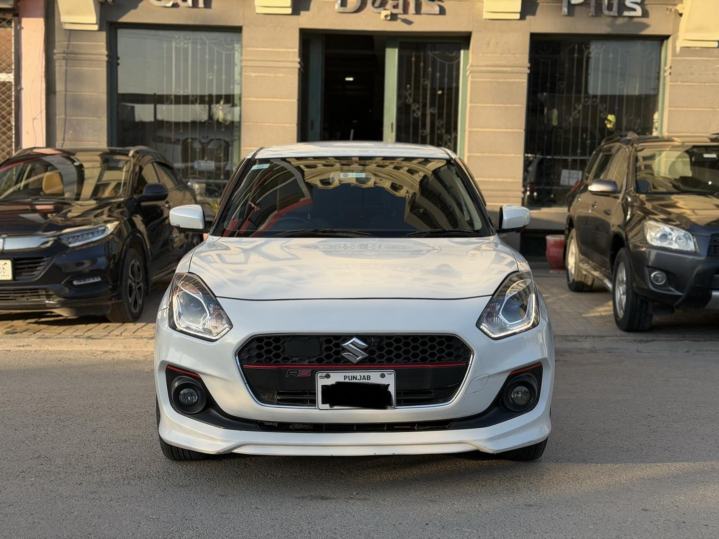 Suzuki Swift Hybrid (Japan Import)