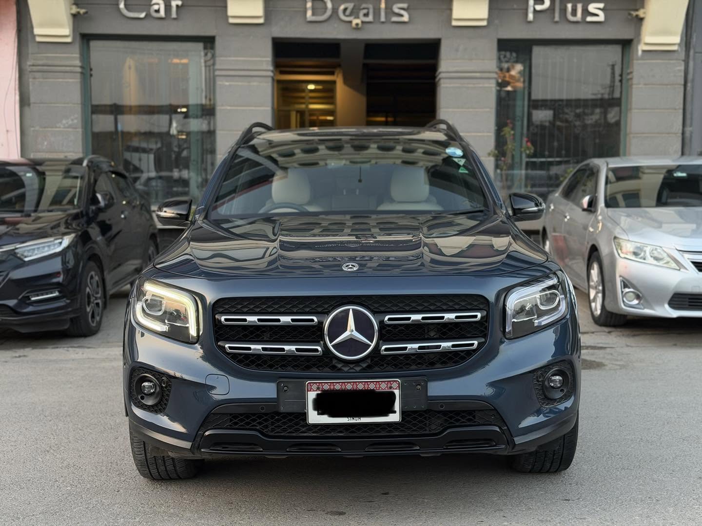 Mercedes GLB-200- 7 Seater Progressive Package