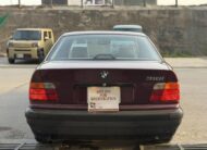 BMW 318i (Antique)