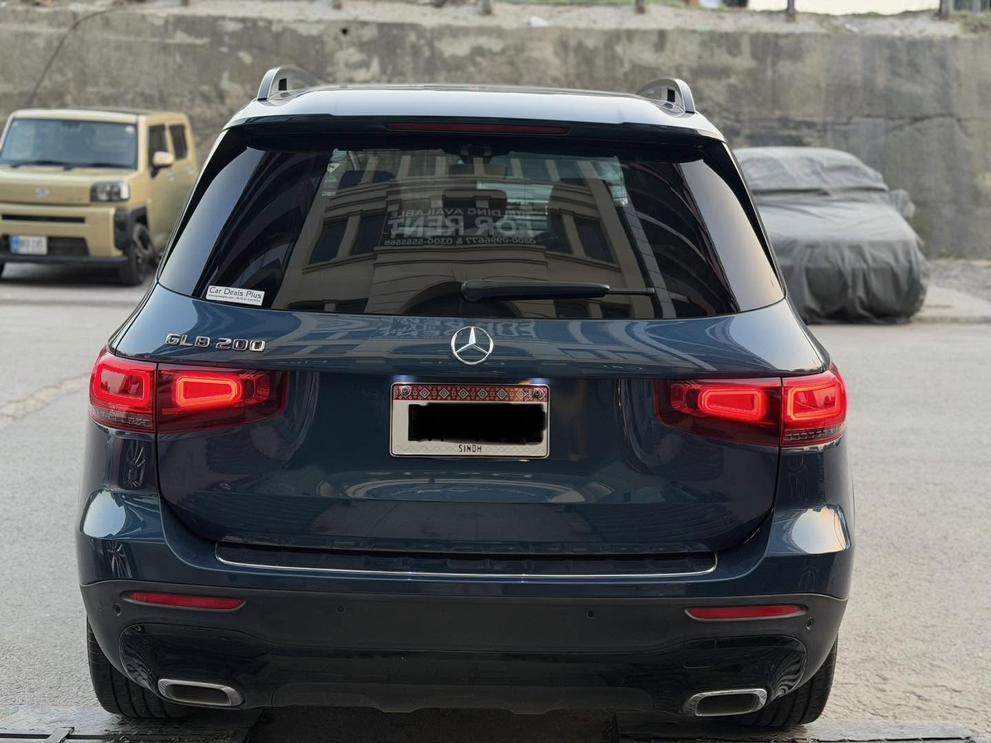 Mercedes GLB-200- 7 Seater Progressive Package