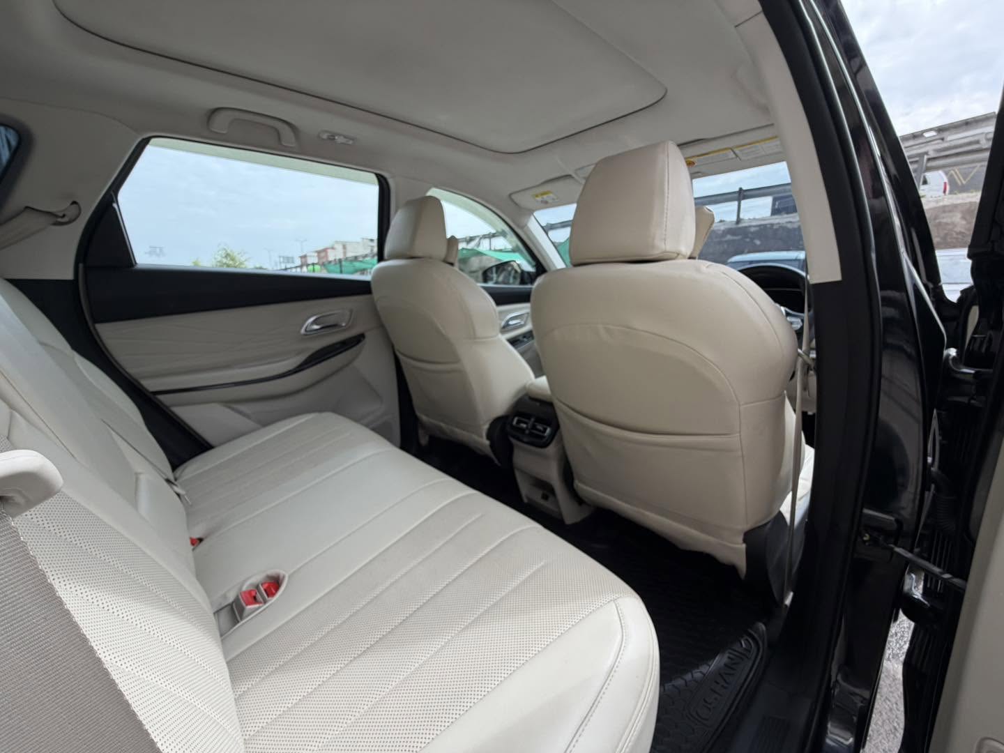Changan Oshan X-7 (5 seats)