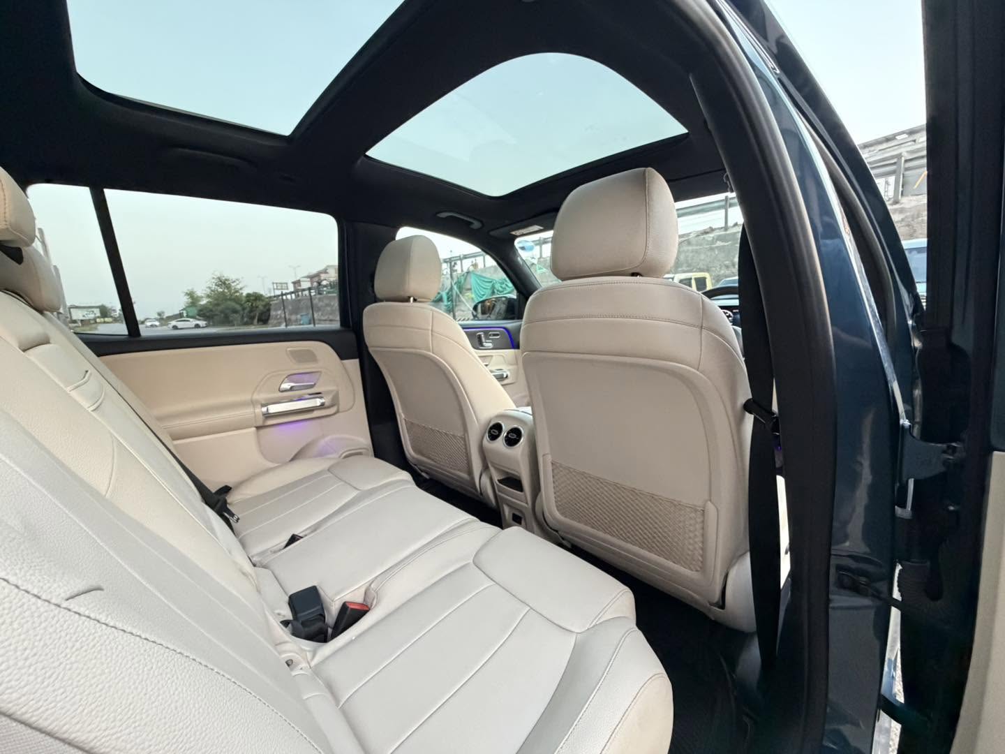 Mercedes GLB-200- 7 Seater Progressive Package