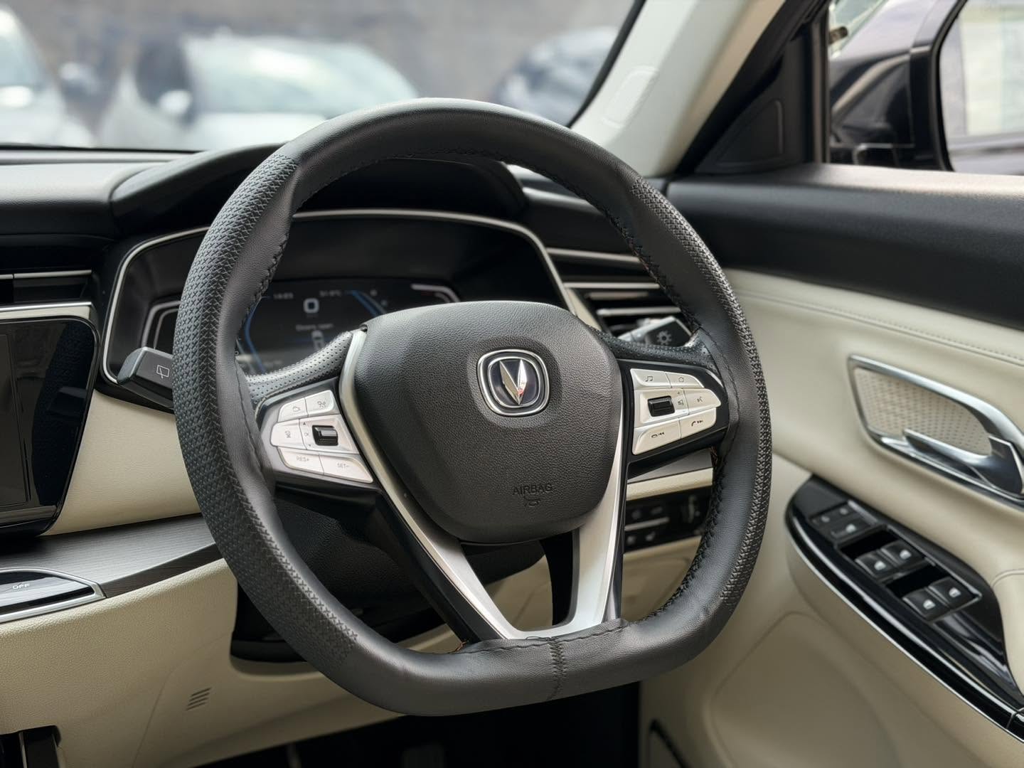 Changan Oshan X-7 (5 seats)