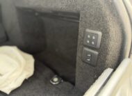 Range Rover Vogue P-400e SE