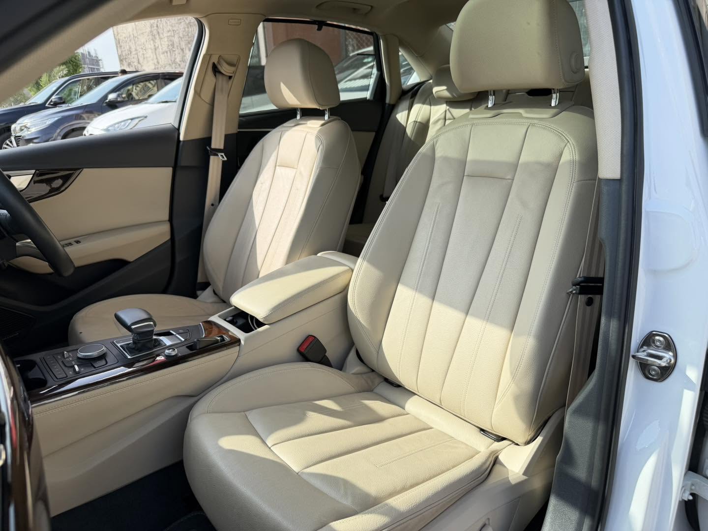 Audi A4 30 TFSI
