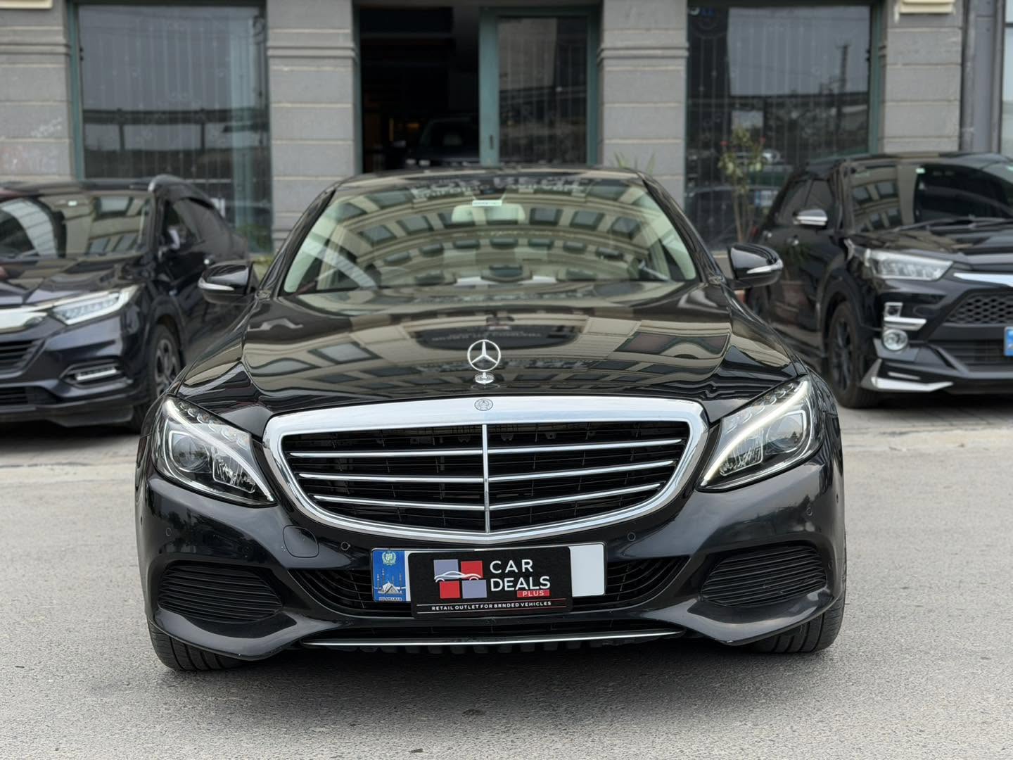 Mercedes C-180