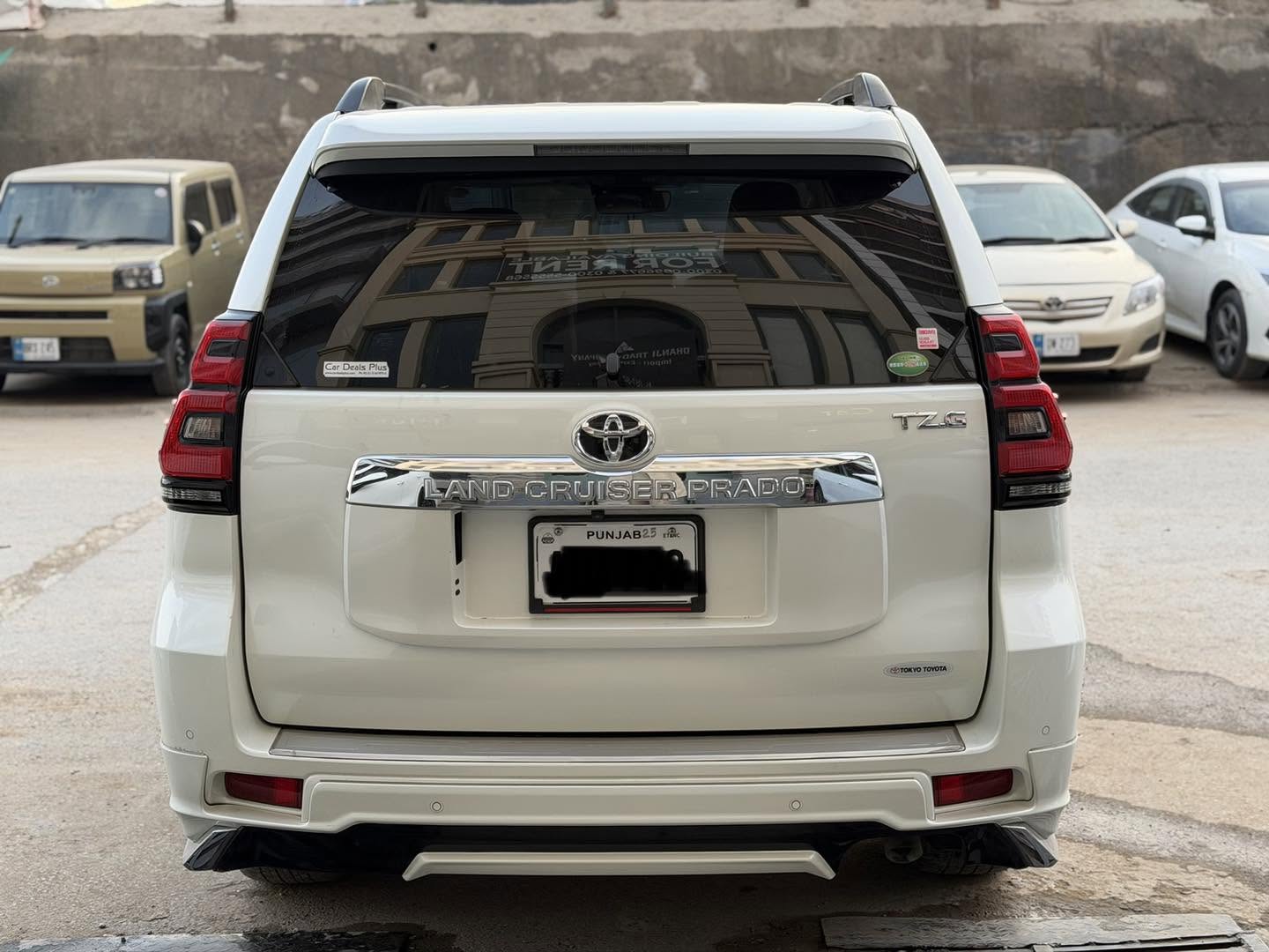Toyota Prado TZG