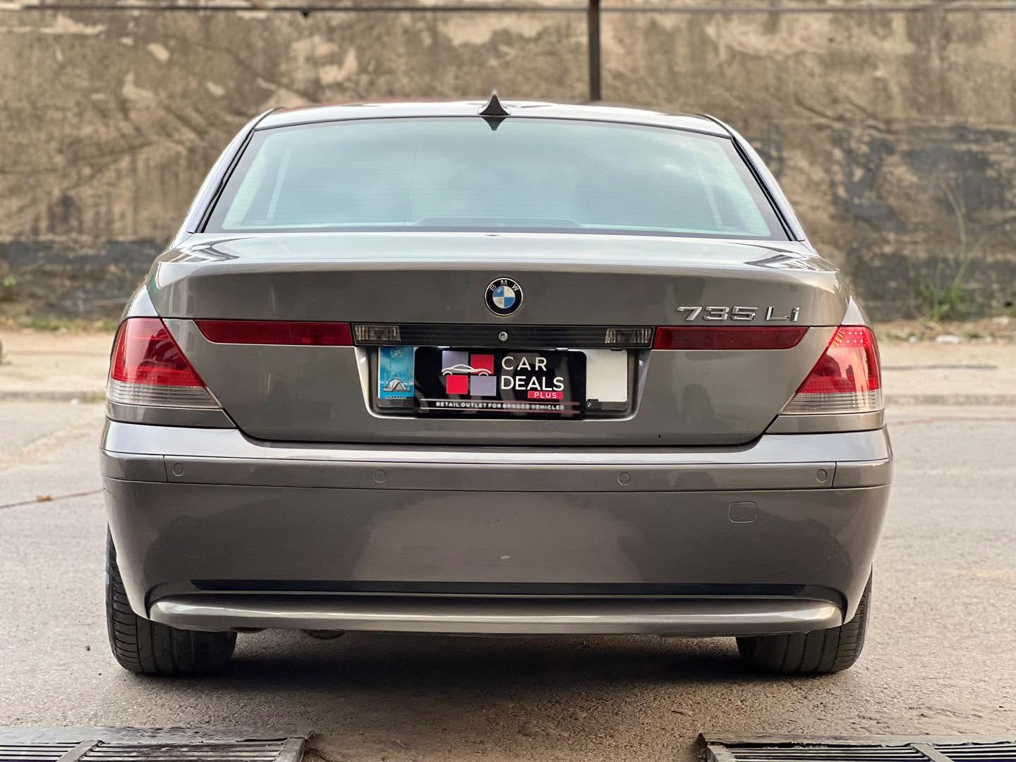 BMW 735 Li