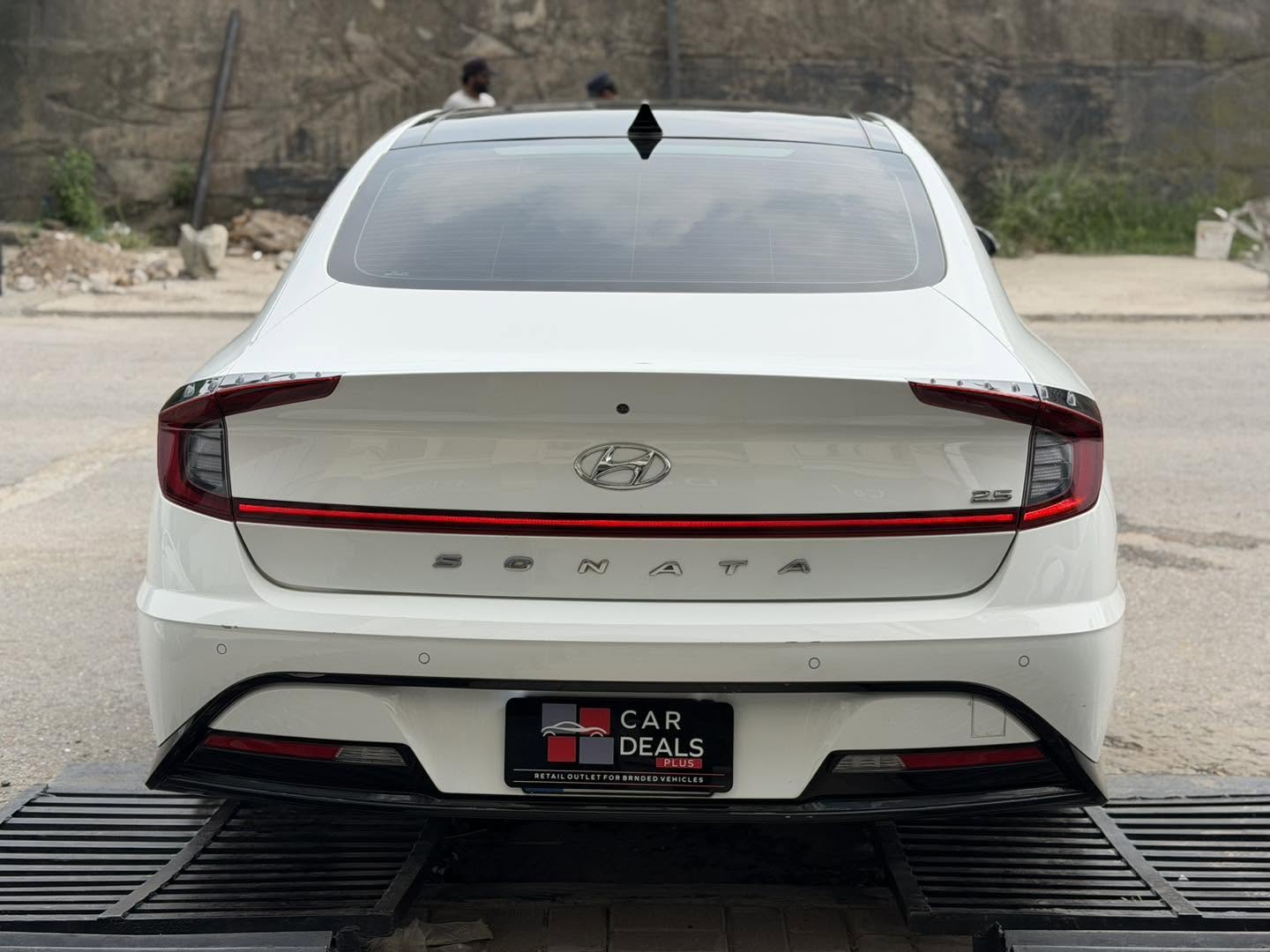 Hyundai  Sonata 2.5