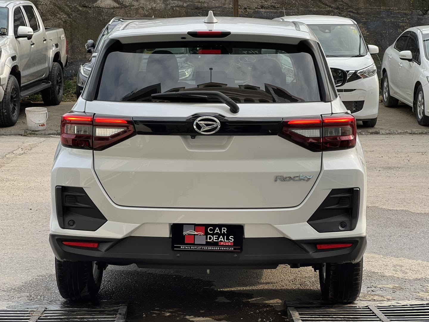 Daihatsu Rocky X