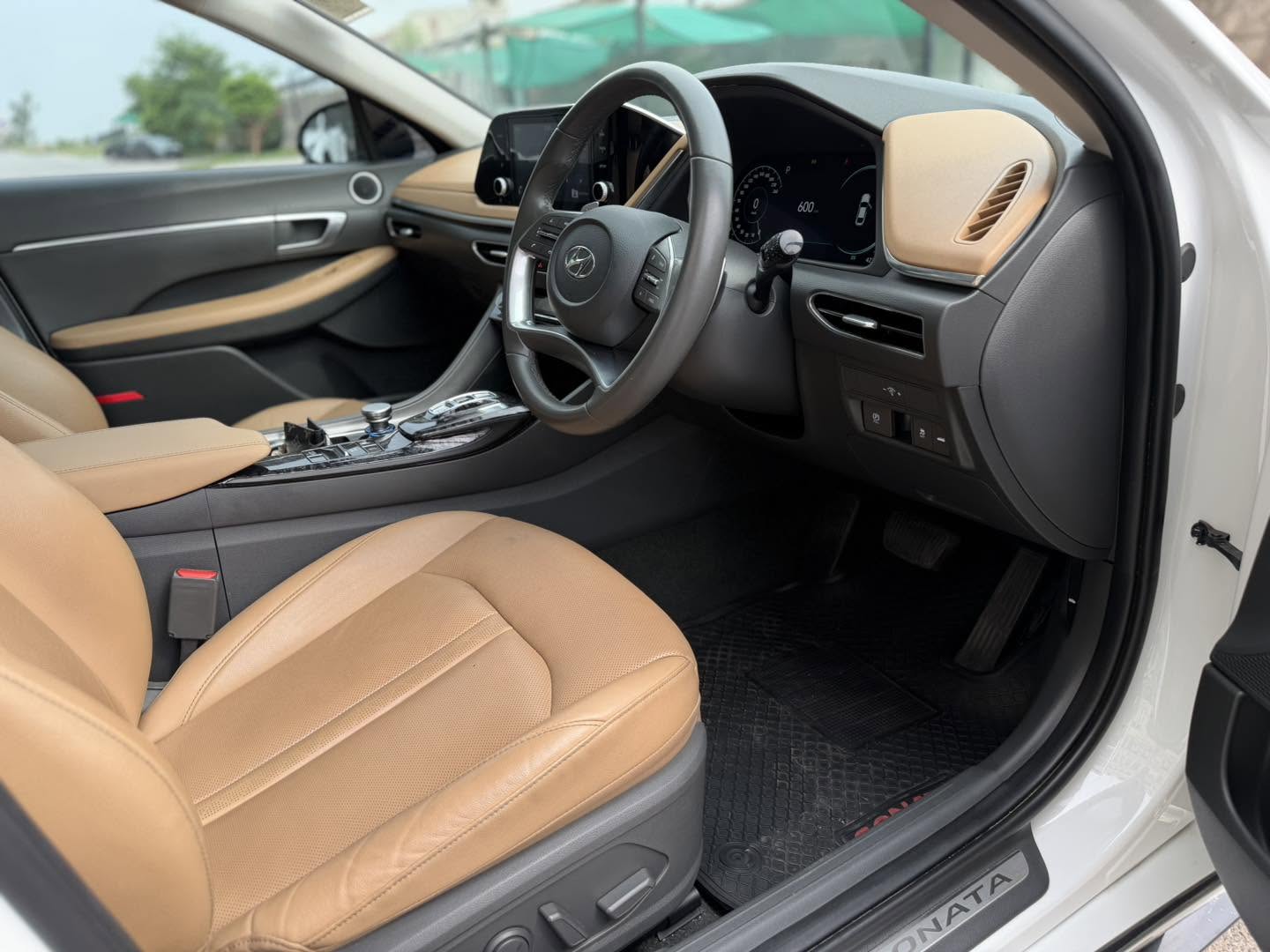 Hyundai  Sonata 2.5