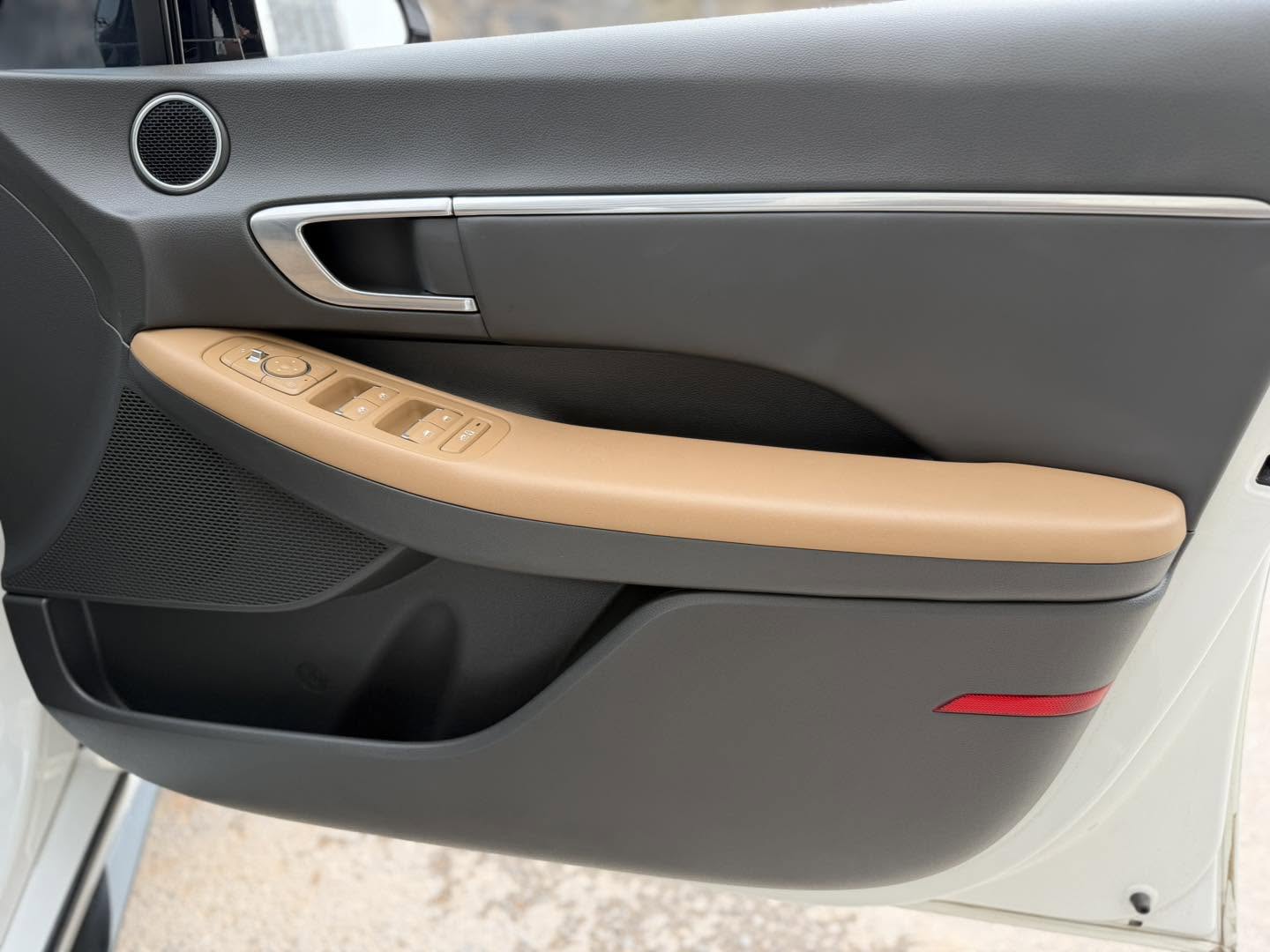 Hyundai  Sonata 2.5