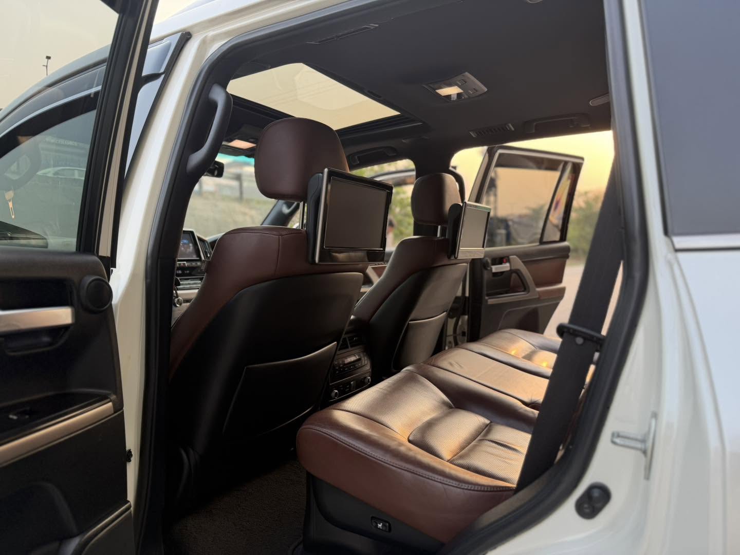 Toyota Land Cruiser ZX