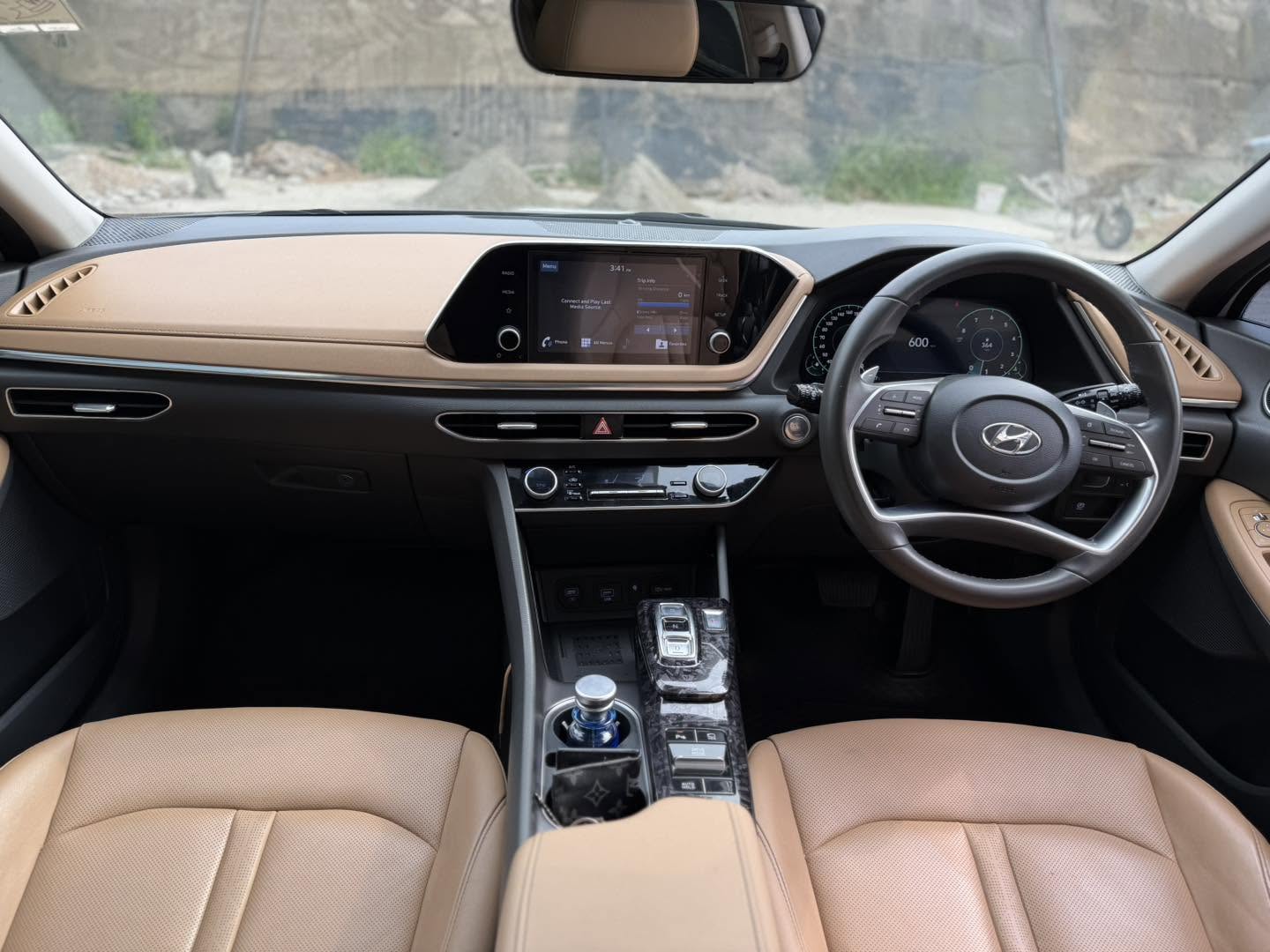 Hyundai  Sonata 2.5