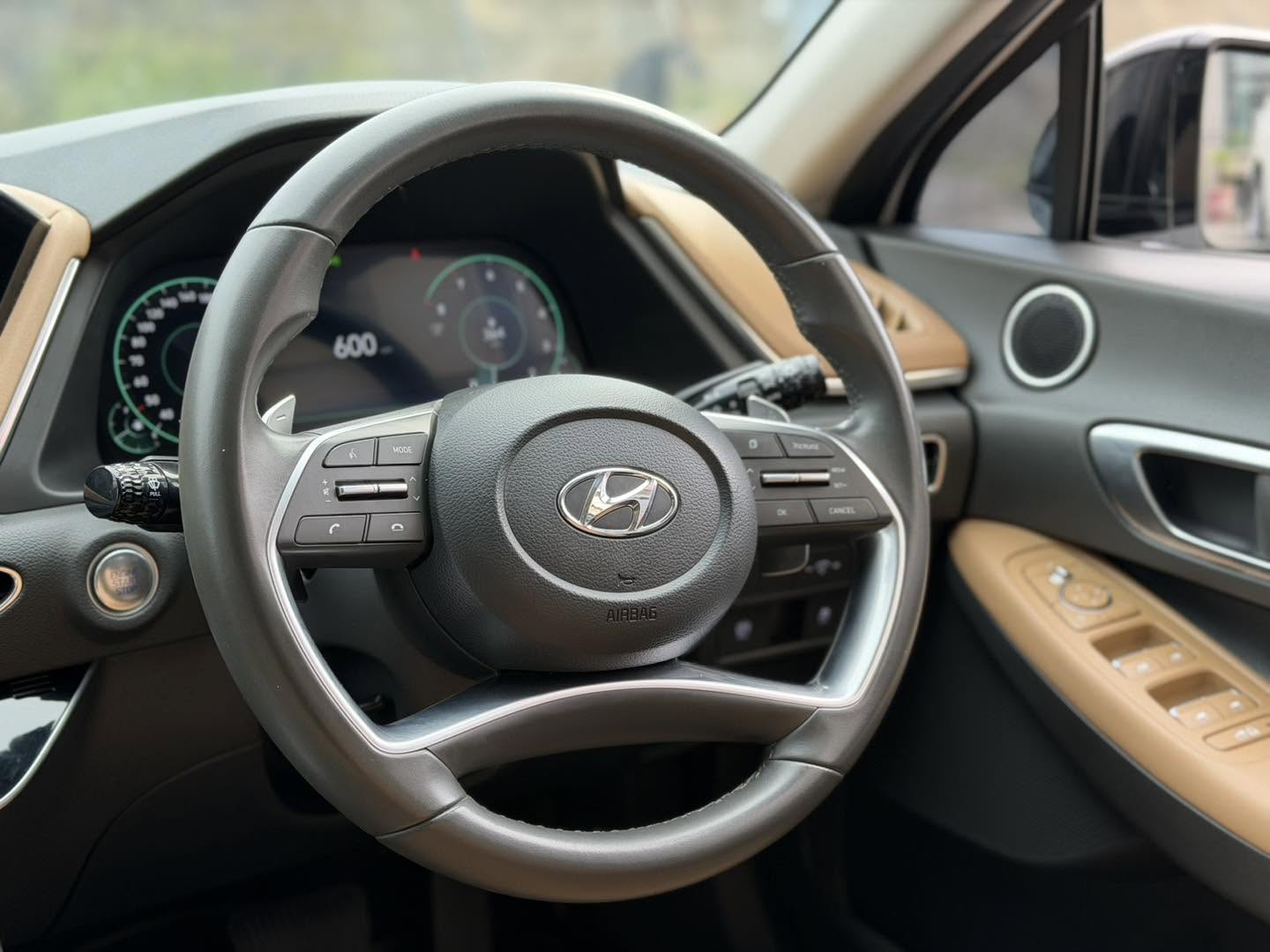 Hyundai  Sonata 2.5